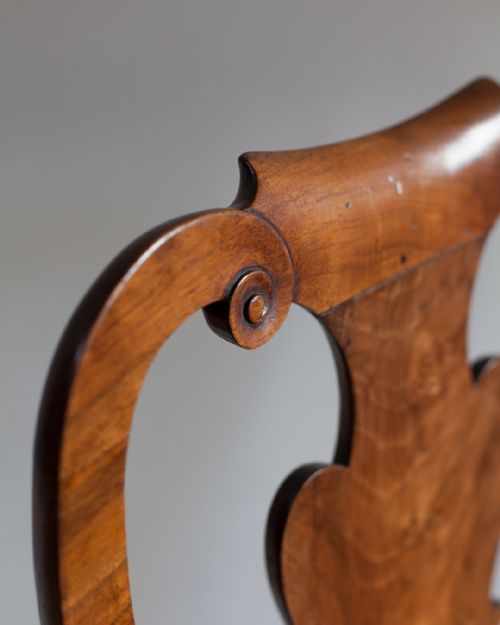 QUEEN ANNE STYLE WALNUT SIDE CHAIR - ADDITIONAL PHOTO 7
