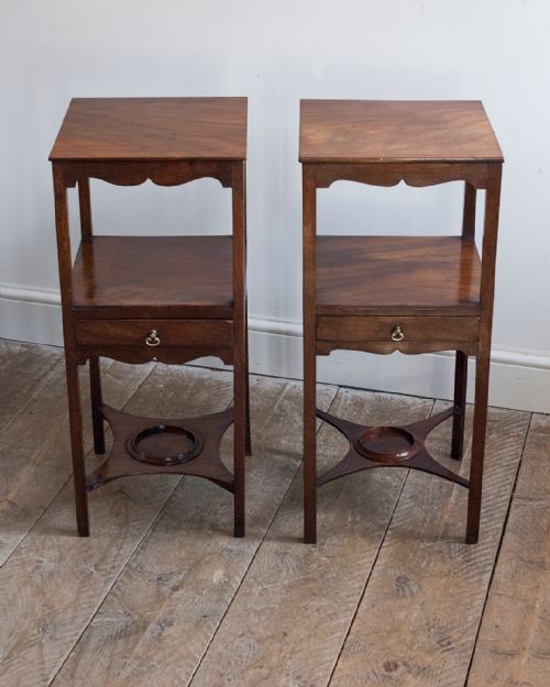 PAIR OF GEORGIAN BEDSIDE TABLES - ADDITIONAL PHOTO 2