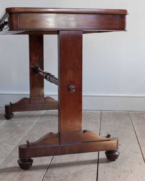 REGENCY MAHOGANY STRETCHER TABLE - ADDITIONAL PHOTO 2