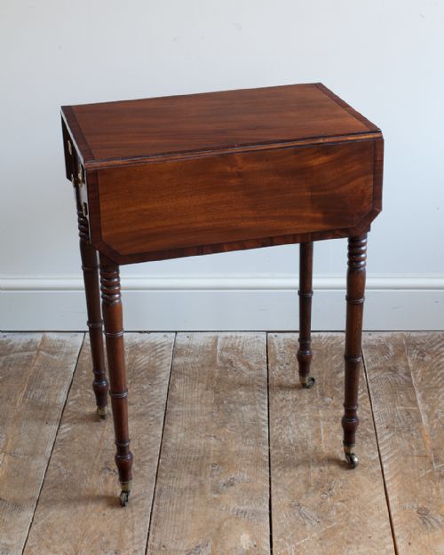 REGENCY MAHOGANY WORK TABLE - ADDITIONAL PHOTO 5