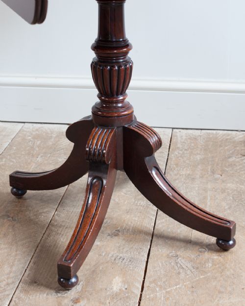 REGENCY PEDESTAL PEMBROKE TABLE - ADDITIONAL PHOTO 2