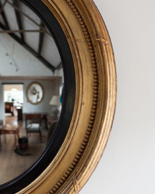 STRIKING REGENCY GILT CONVEX MIRROR - ADDITIONAL PHOTO 3