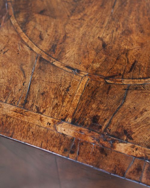 STUNNING WILLIAM MARY WALNUT CHEST OF DRAWERS - ADDITIONAL PHOTO 9