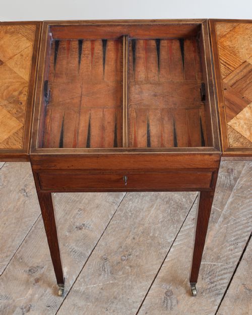 WONDERFUL GEORGE III PARTRIDGE WOOD GAMES TABLE - ADDITIONAL PHOTO 5