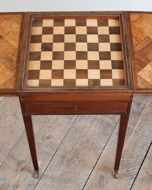 WONDERFUL GEORGE III PARTRIDGE WOOD GAMES TABLE - ADDITIONAL PHOTO 6