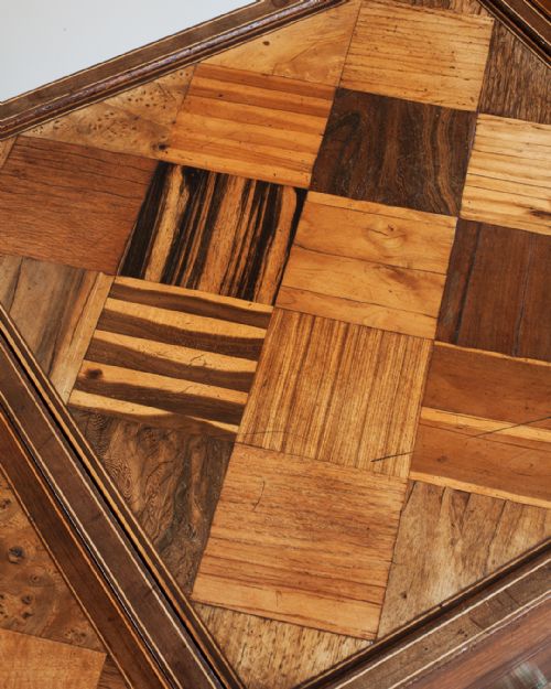WONDERFUL GEORGE III PARTRIDGE WOOD GAMES TABLE - ADDITIONAL PHOTO 9