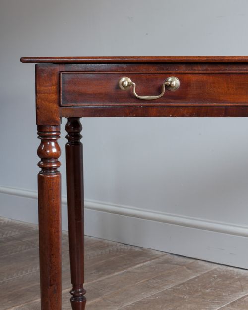 REGENCY MAHOGANY SIDE TABLE - ADDITIONAL PHOTO 1