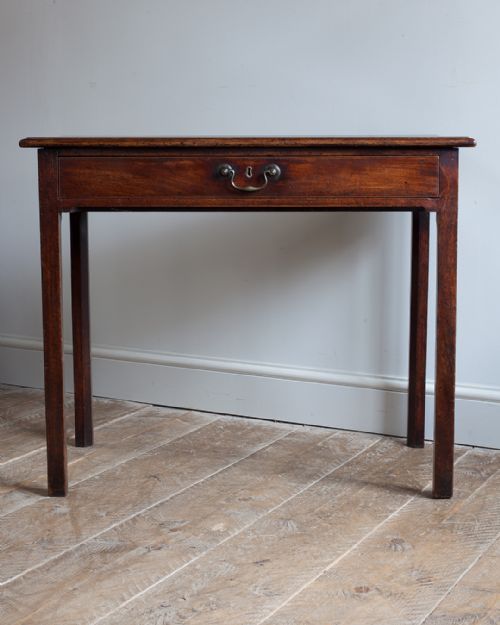 GEORGIAN MAHOGANY SIDE TABLE - ADDITIONAL PHOTO 1