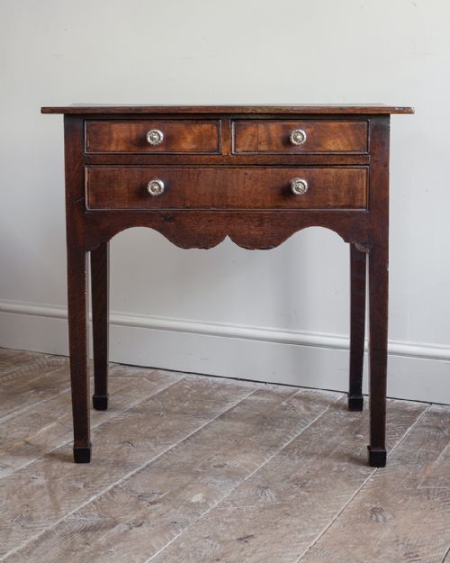 GEORGIAN OAK LOWBOY - ADDITIONAL PHOTO 1