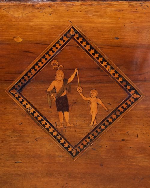18TH CENTURY ITALIAN WALNUT COMMODE - ADDITIONAL PHOTO 7