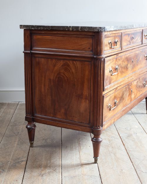 FRENCH 18TH CENTURY DIRECTOIRE STYLE MAHOGANY COMMODE - ADDITIONAL PHOTO 1