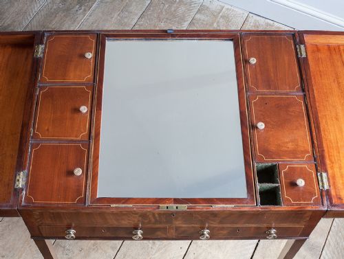 GEORGE III MAHOGANY DRESSING TABLE - ADDITIONAL PHOTO 6