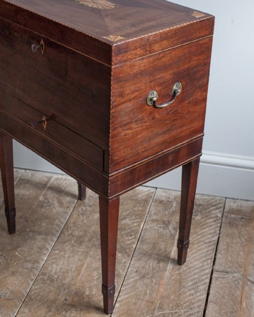 WONDERFUL GEORGE III MAHOGANY CELLARETTE - ADDITIONAL PHOTO 4