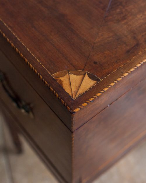 WONDERFUL GEORGE III MAHOGANY CELLARETTE - ADDITIONAL PHOTO 5