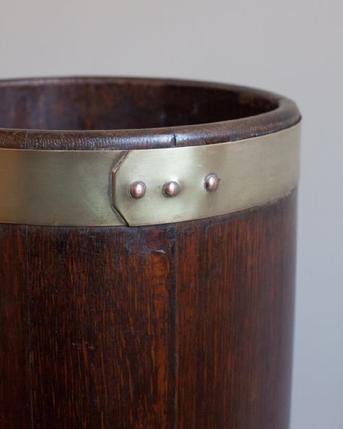 19TH CENTURY BRASS BOUND OAK STICK STAND - ADDITIONAL PHOTO 2