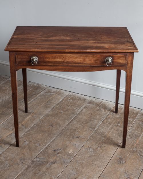 GEORGIAN MAHOGANY SIDE TABLE - ADDITIONAL PHOTO 1