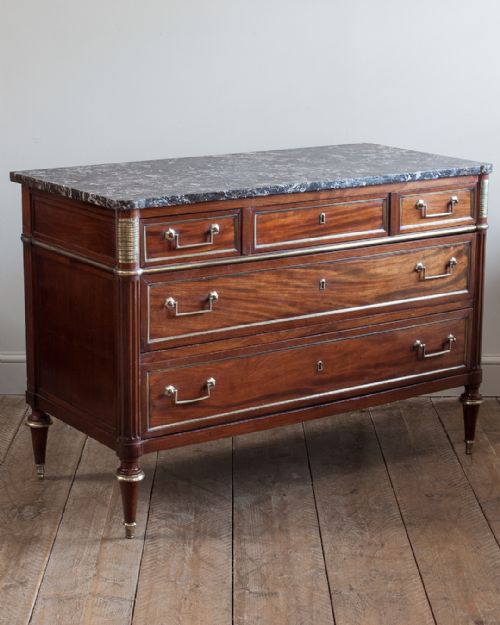 FRENCH 18TH CENTURY DIRECTOIRE STYLE MAHOGANY COMMODE - ADDITIONAL PHOTO 3