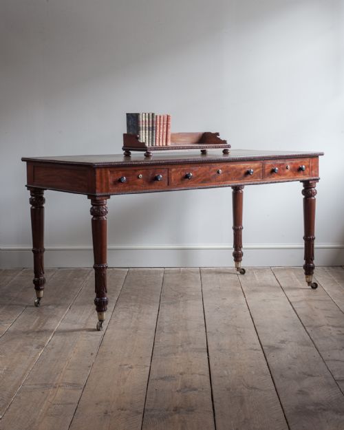 regency mahogany library table - CATEGORY: ANTIQUE TABLES - DATED REGENCY