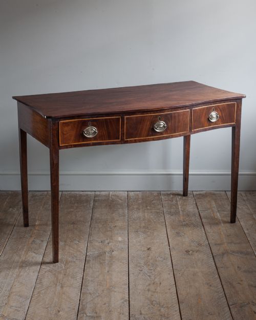 GEORGIAN MAHOGANY SERPENTINE SERVING TABLE - ADDITIONAL PHOTO 2