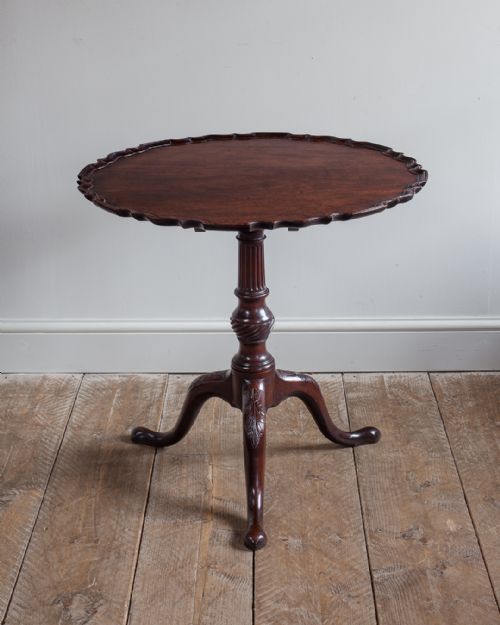 george iii mahogany piecrust table - CATEGORY: ANTIQUE TABLES - DATED 18TH CENTURY