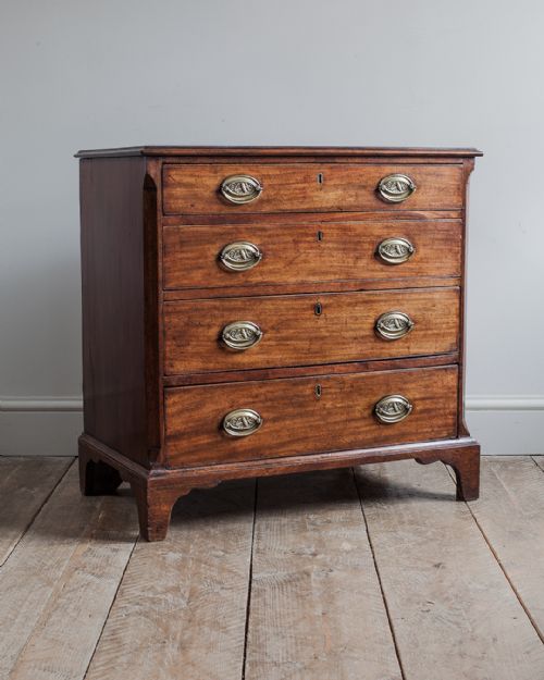 georgian mahogany chest of drawers - CATEGORY: ANTIQUE CHEST OF DRAWERS - DATED 18TH CENTURY