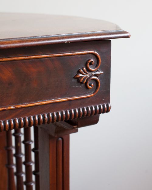 LATE REGENCY MAHOGANY WORK TABLE - ADDITIONAL PHOTO 4