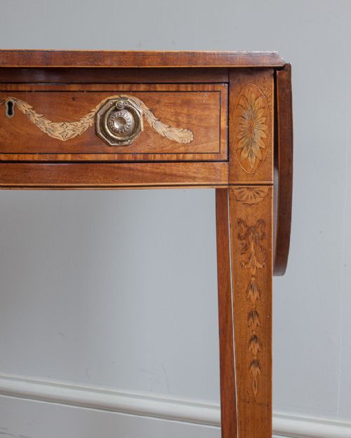 GEORGE III MARQUETRY OVAL PEMBROKE TABLE - ADDITIONAL PHOTO 3