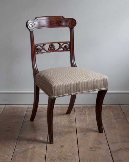 SET OF 8 REGENCY MAHOGANY DINING CHAIRS - ADDITIONAL PHOTO 2