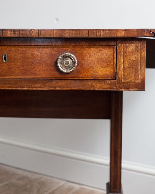 REGENCY MAHOGANY SOFA TABLE - ADDITIONAL PHOTO 5