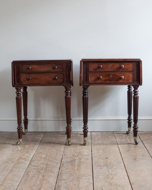 NEAR PAIR OF REGENCY MAHOGANY WORK TABLES BY GILLOWS - ADDITIONAL PHOTO 1