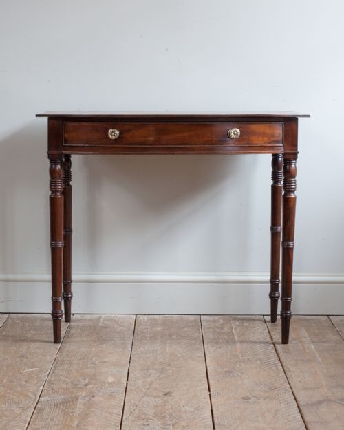 GEORGE IV MAHOGANY BOWFRONT SIDE TABLE - ADDITIONAL PHOTO 1