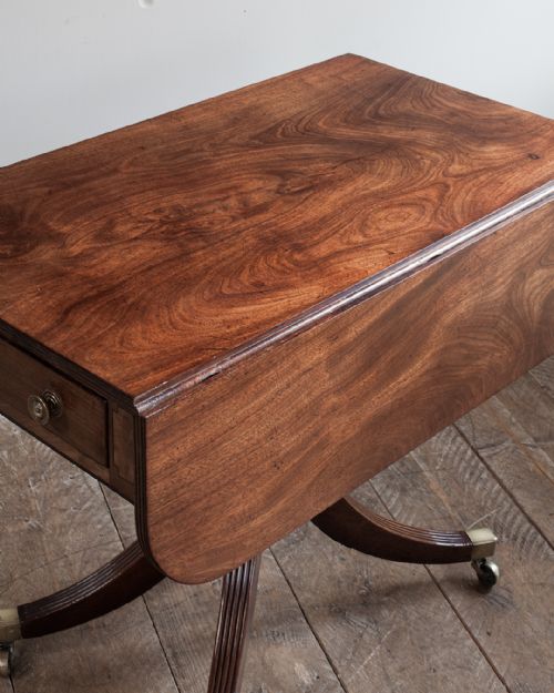 REGENCY MAHOGANY PEDESTAL PEMBROKE TABLE - ADDITIONAL PHOTO 4