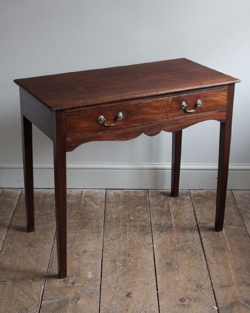 GEORGIAN MAHOGANY SIDE TABLE - ADDITIONAL PHOTO 2