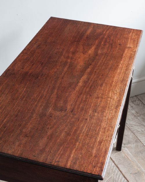 GEORGIAN MAHOGANY SIDE TABLE - ADDITIONAL PHOTO 3