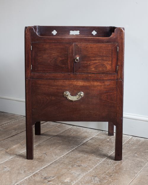 GEORGIAN MAHOGANY TRAY TOP COMMODE - ADDITIONAL PHOTO 1