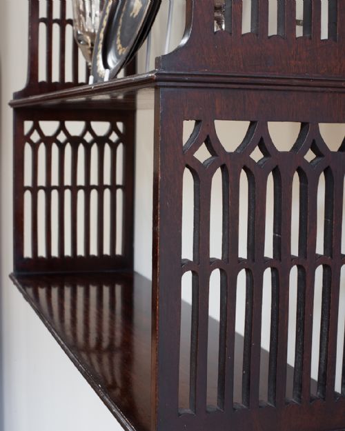 EDWARDIAN MAHOGANY WATERFALL WALL SHELVES - ADDITIONAL PHOTO 4