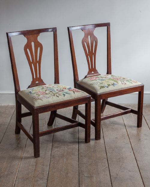 SET OF EIGHT FINE QUALITY GEORGE III DINING CHAIRS - ADDITIONAL PHOTO 4