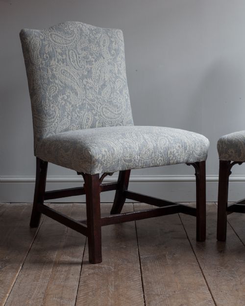PAIR OF GEORGE III MAHOGANY SIDE CHAIRS - ADDITIONAL PHOTO 2