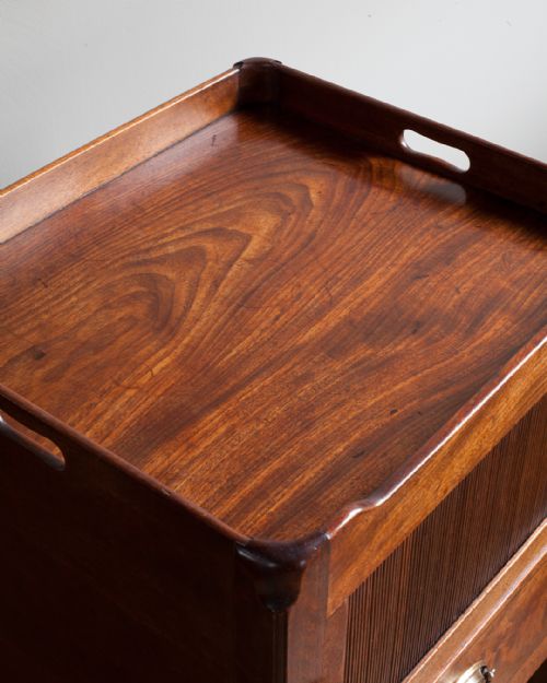 GEORGE III MAHOGANY TAMBOUR COMMODE - ADDITIONAL PHOTO 4
