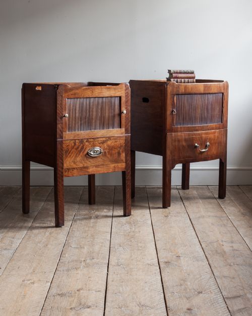 GEORGE III MAHOGANY TAMBOUR COMMODE - ADDITIONAL PHOTO 5