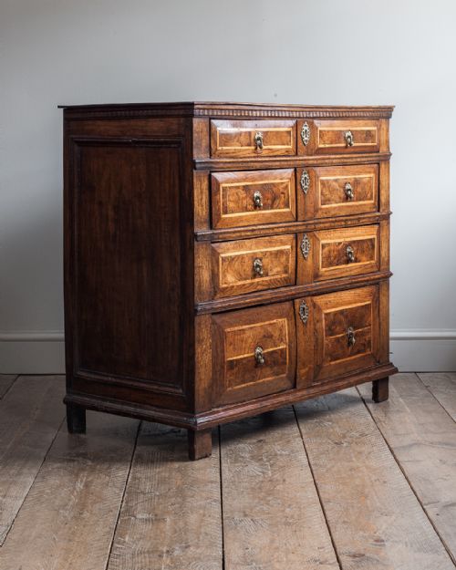17TH CENTURY OAK CHEST OF DRAWERS - ADDITIONAL PHOTO 2