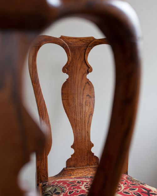 PAIR OF GEORGE I ELM SIDE CHAIRS - ADDITIONAL PHOTO 6
