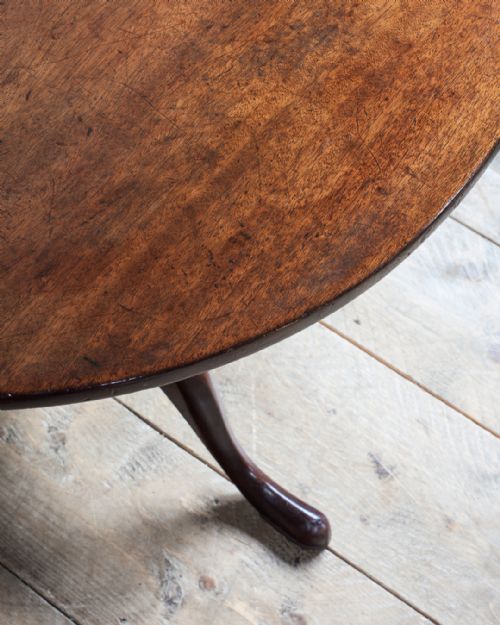GOOD QUALITY GEORGE III MAHOGANY TRIPOD TABLE - ADDITIONAL PHOTO 2