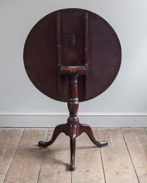 GOOD QUALITY GEORGE III MAHOGANY TRIPOD TABLE - ADDITIONAL PHOTO 3
