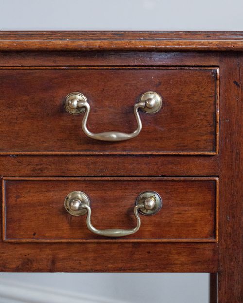 GEORGIAN MAHOGANY LOWBOY - ADDITIONAL PHOTO 6
