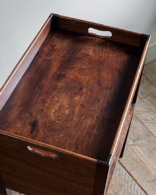 GEORGE III MAHOGANY BEDSIDE TABLE - ADDITIONAL PHOTO 3