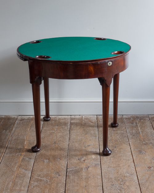 18TH CENTURY MAHOGANY TRIFOLD GAMES TABLE - ADDITIONAL PHOTO 1