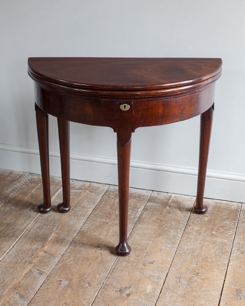 18TH CENTURY MAHOGANY TRIFOLD GAMES TABLE - ADDITIONAL PHOTO 10