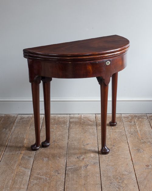 18TH CENTURY MAHOGANY TRIFOLD GAMES TABLE - ADDITIONAL PHOTO 12