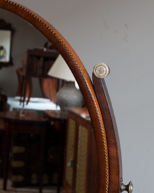GEORGIAN MAHOGANY SERPENTINE TOILET MIRROR - ADDITIONAL PHOTO 3